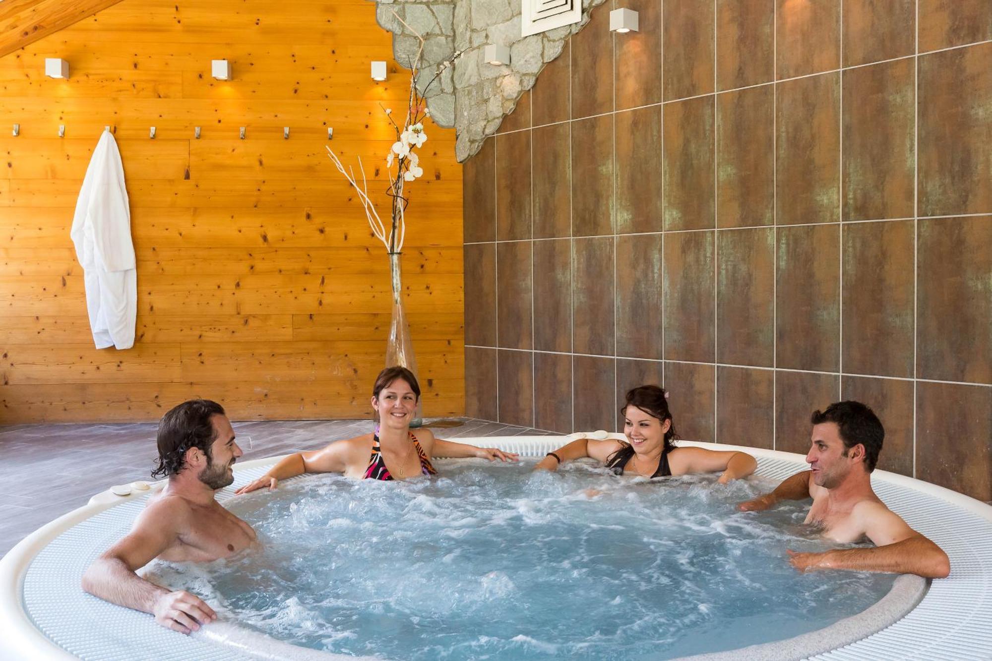 Hotel & Spa Les Bartavelles Crots Kültér fotó