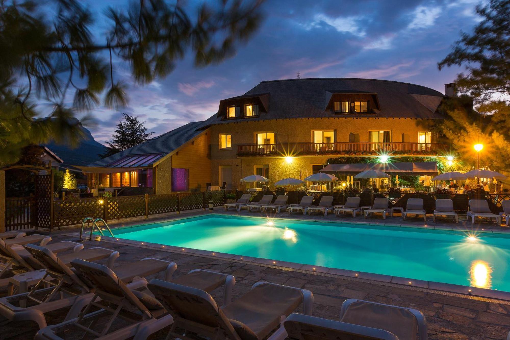 Hotel & Spa Les Bartavelles Crots Kültér fotó