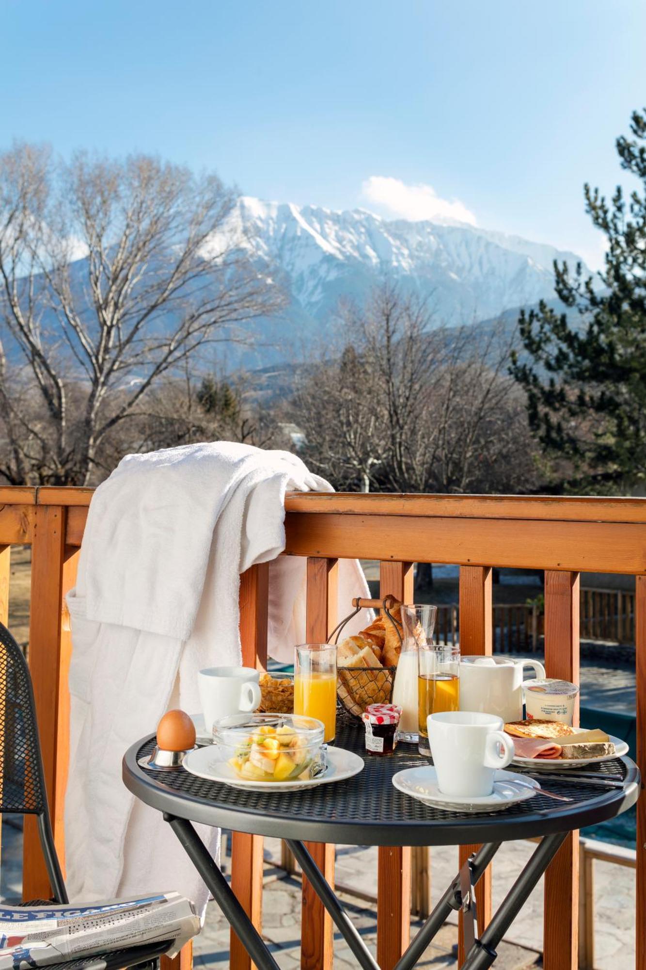 Hotel & Spa Les Bartavelles Crots Kültér fotó